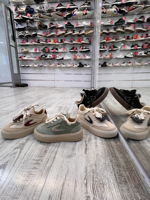 کفش بچگانه ZARA به همراه رنگبندی